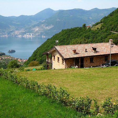 Cozy Chalet At Marone Lake Lombardy With Pool Exterior photo